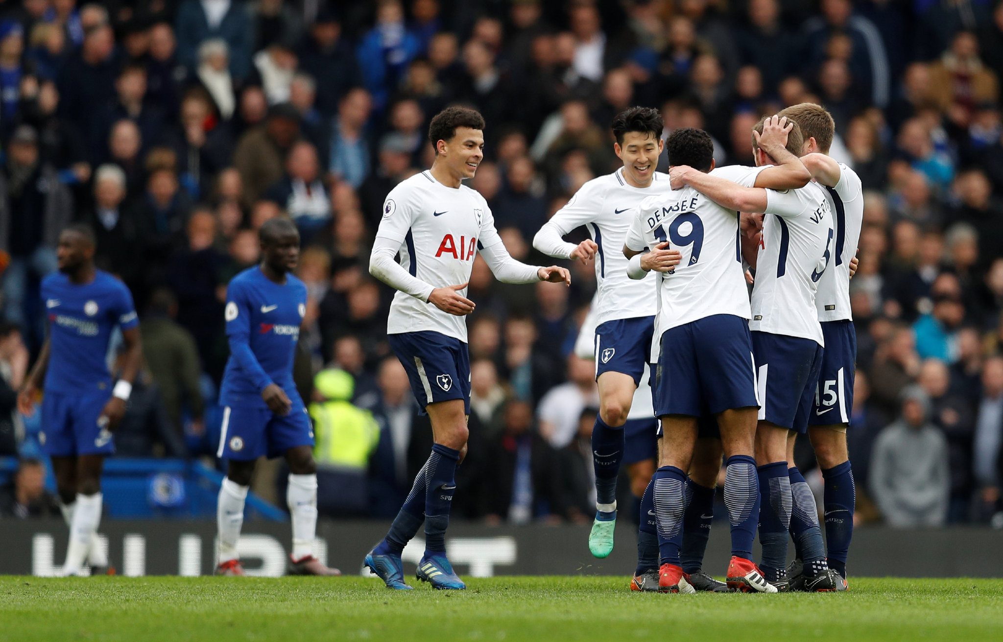 林诗栋和张本智和同区，向鹏与雨果同区