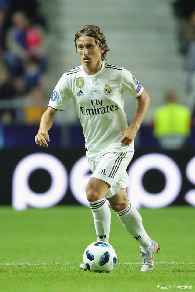 阿尔瓦雷斯马竞生涯欧冠进球数上双，成队史第三人（欧冠进球上双，阿尔瓦雷斯跻身马竞队史第三人）